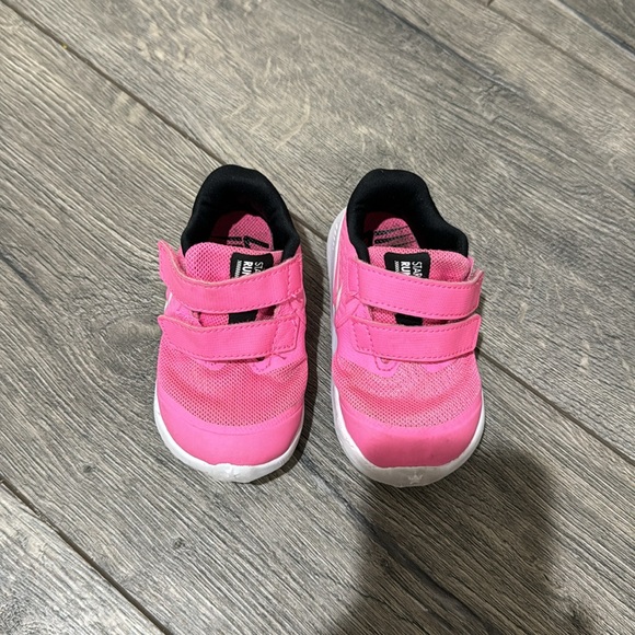 • Nike • Kids Star Runner 2 (TDV) Sneaker Pink Glow/Photon Dust-Black  US 6 - Picture 2 of 5
